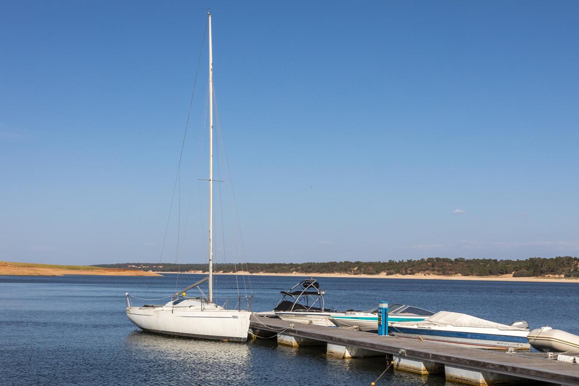 Ap Lago Montargil - Conference & Spa Екстер'єр фото Boats at the marina